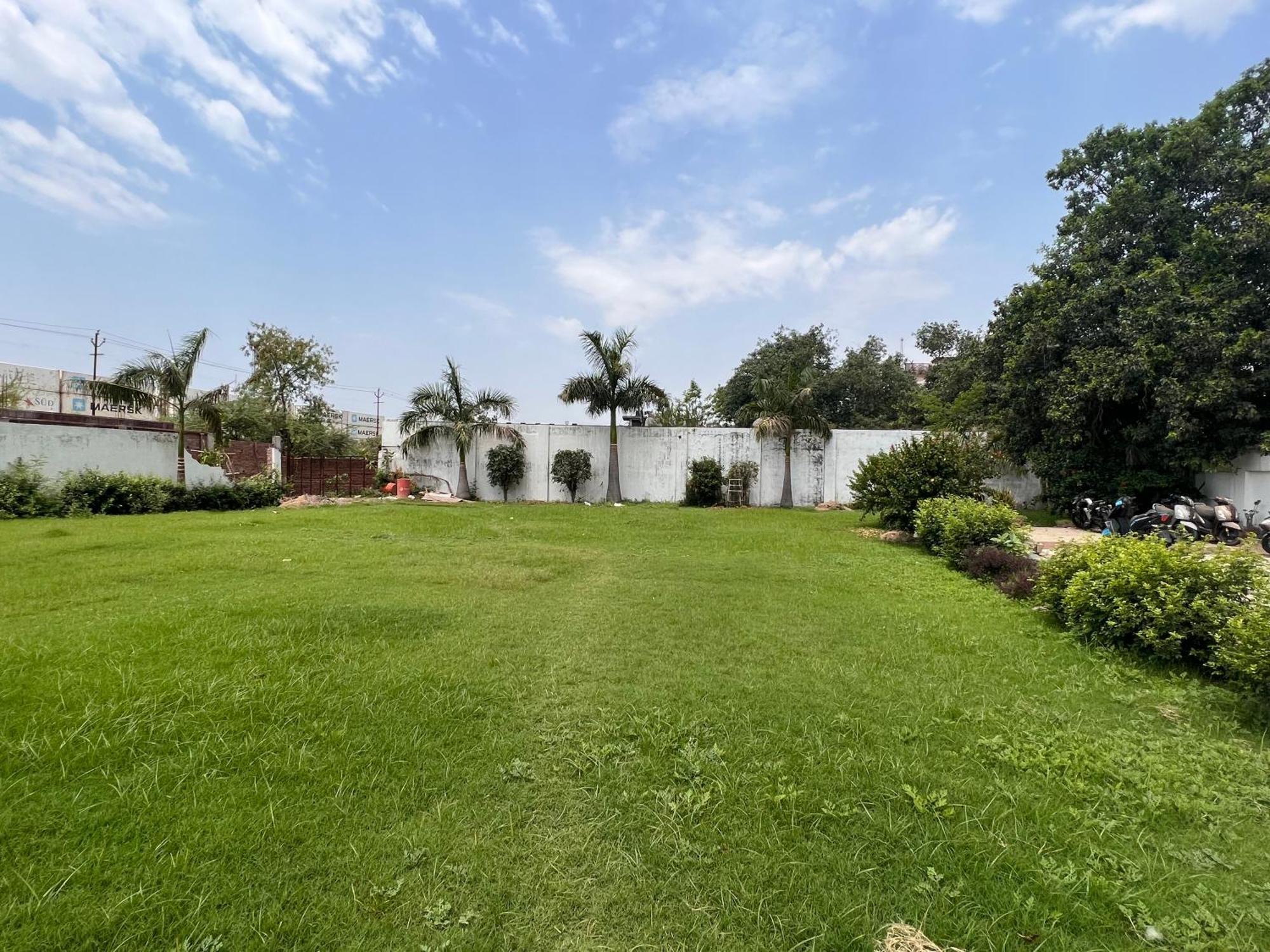Hotel Sb Castle Kanpur Exterior foto