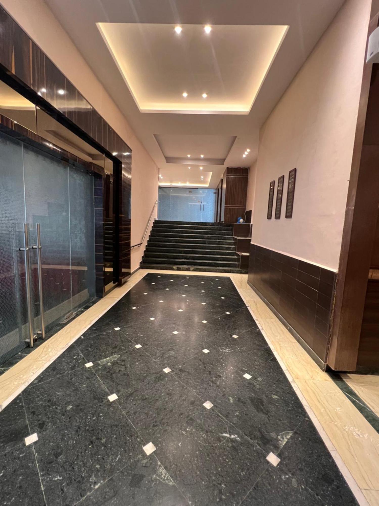 Hotel Sb Castle Kanpur Exterior foto